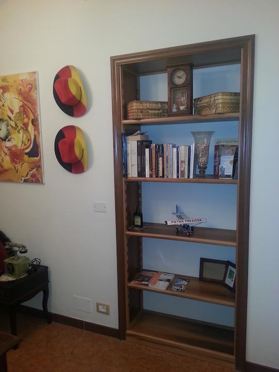 פייטרה ליגורה Pietra Preziosa Bed & Breakfast חדר תמונה